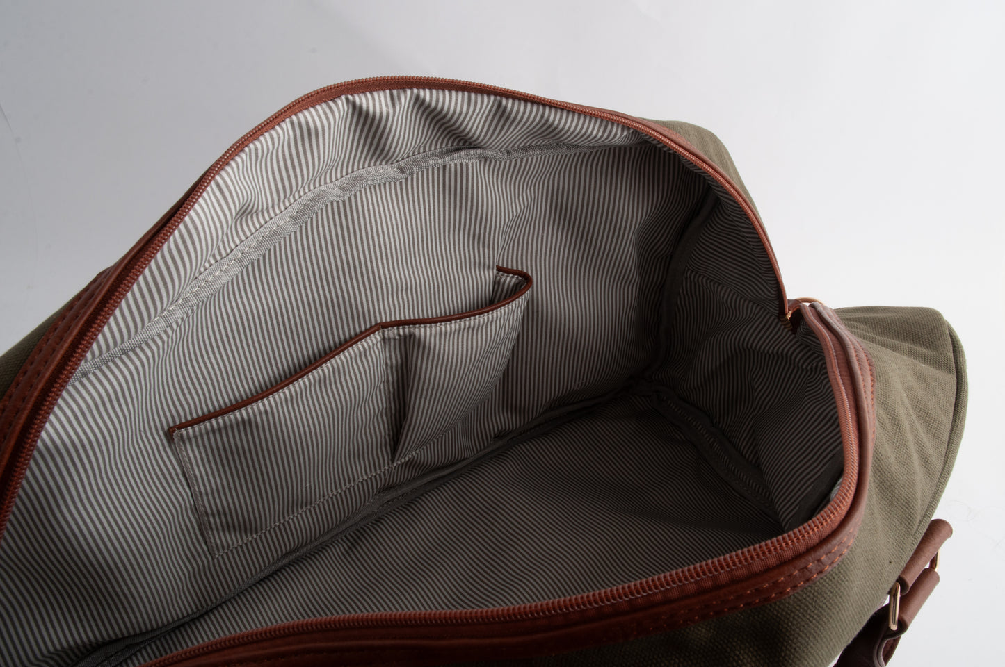 Kaiser Canvas Large Bag - KHAKI