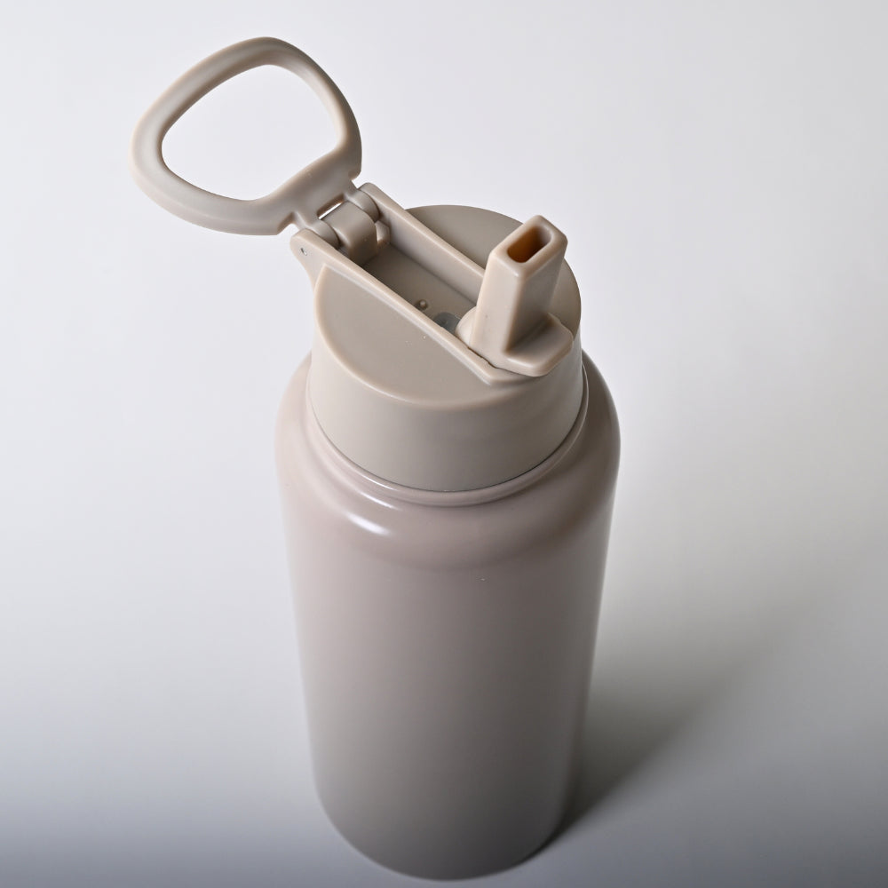 Tiny Orchard Large Drink Bottle 960ml - LATTE