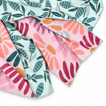 Sun and Sea Collection Double Sided Sand-Free Beach Towel - SUMMER DAISIES