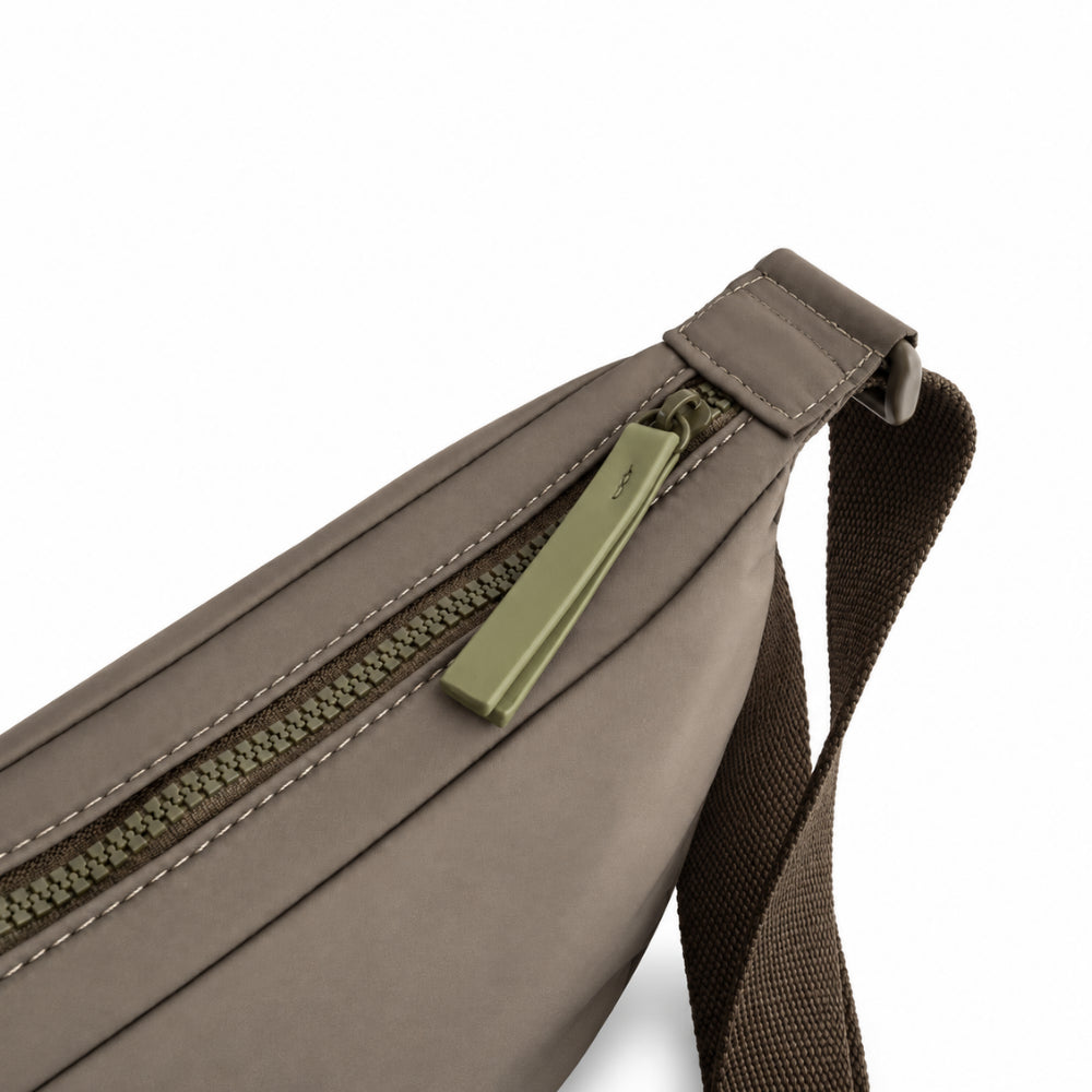 Kaiser Nylon Sling Bag - GREEN