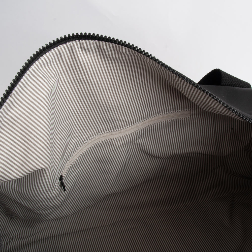Kaiser Nylon Duffle Bag - BLACK