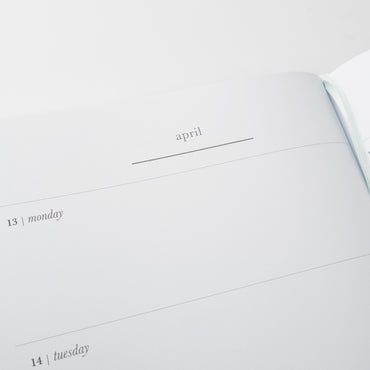 2026 A4 Weekly Diary - Blooms