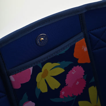 K&Co Sorrento Neoprene Beach Bag - CRIMSON POP