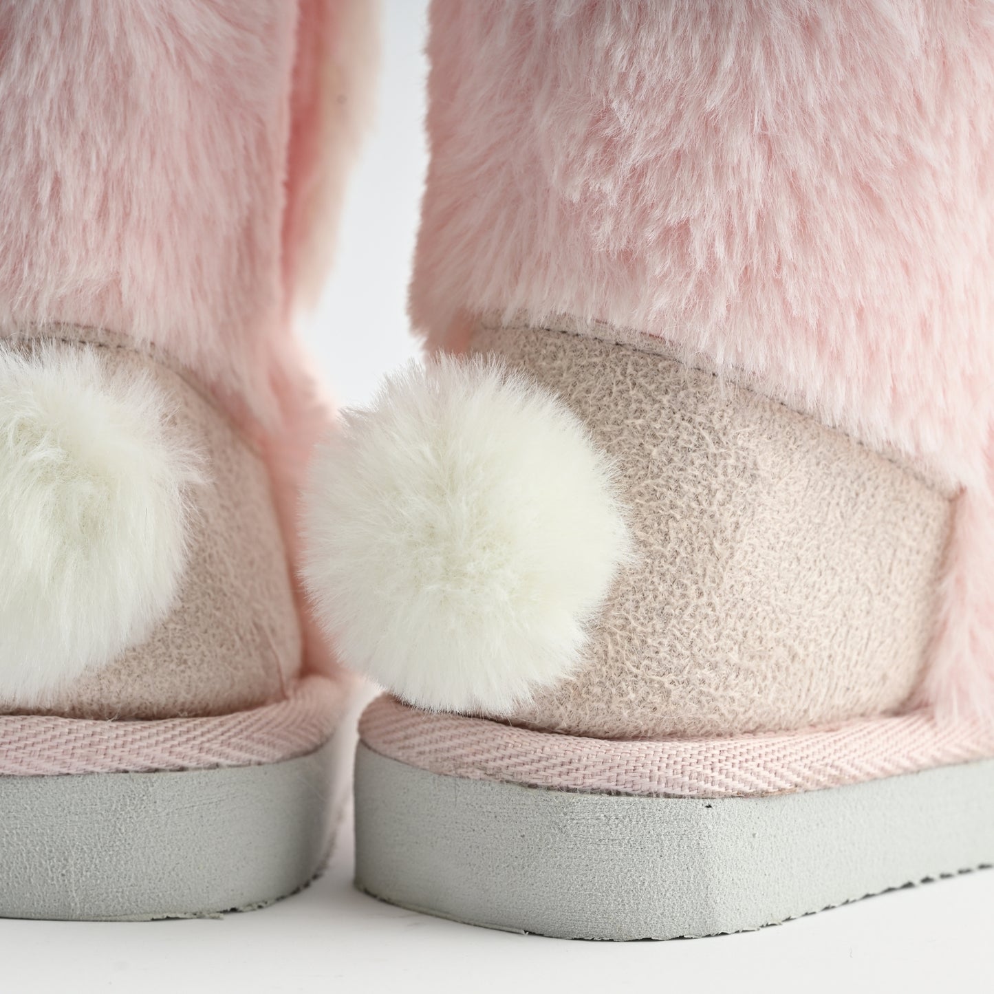 Novelty Slipper Boots Size 9-10 - Pink Bunny