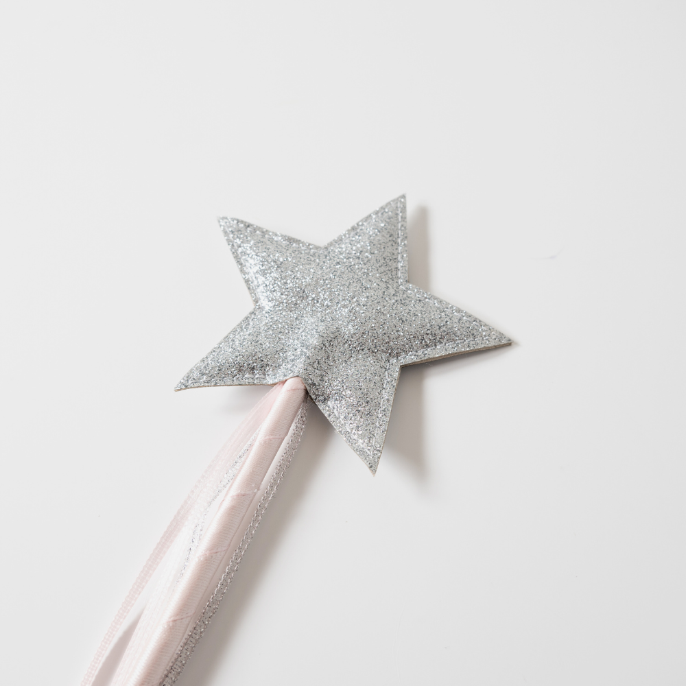 K Mini Dress Up Wand - Silver Star