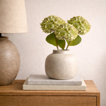 Lake House Collection Stem Hydrangea - GREEN