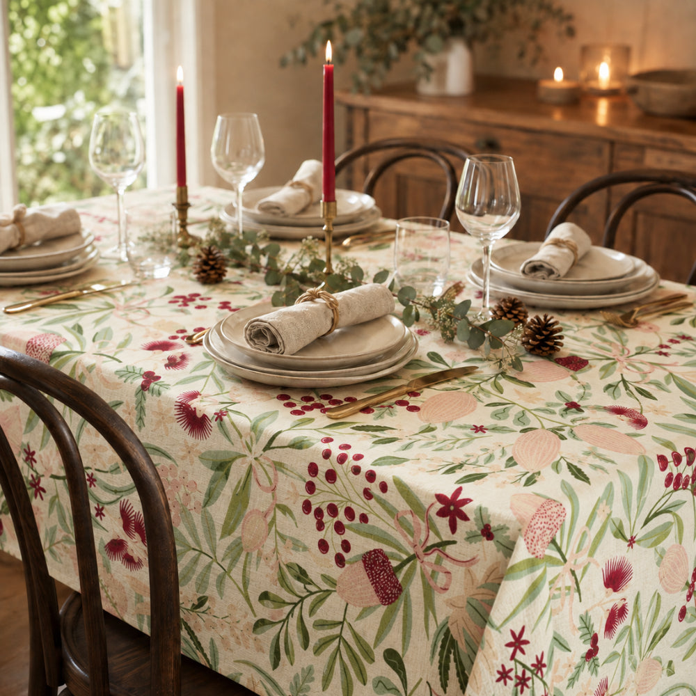 Plum Pudding Christmas Table Cloth - 145x240cm