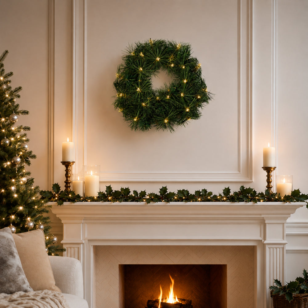 Plum Pudding Christmas Wreath with Lights 40cm