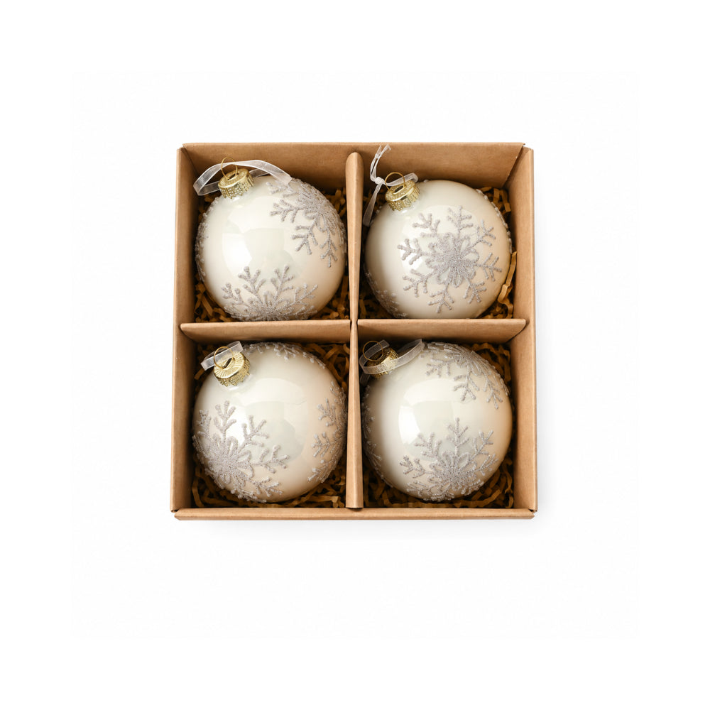 Plum Pudding Christmas Glass Christmas Ornament 4pk Silver Snowflake