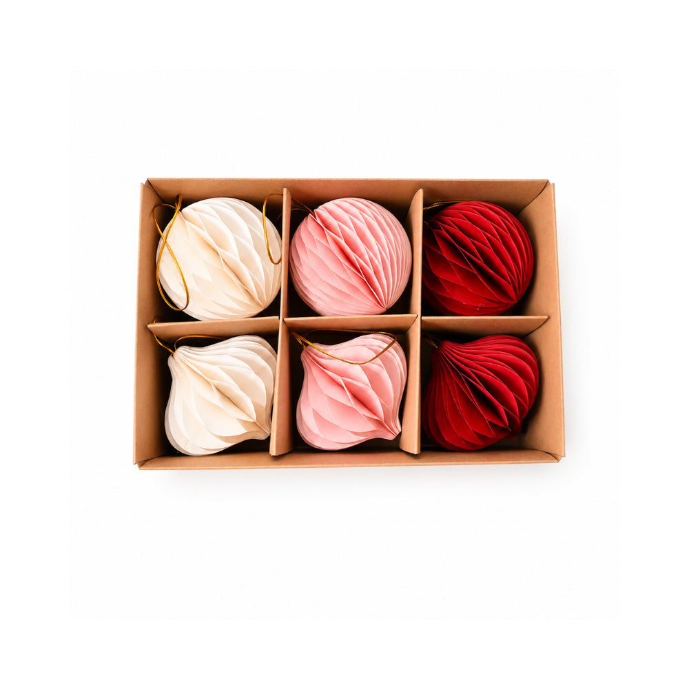 Plum Pudding Christmas Paper Ornaments 6pk Blush & Red