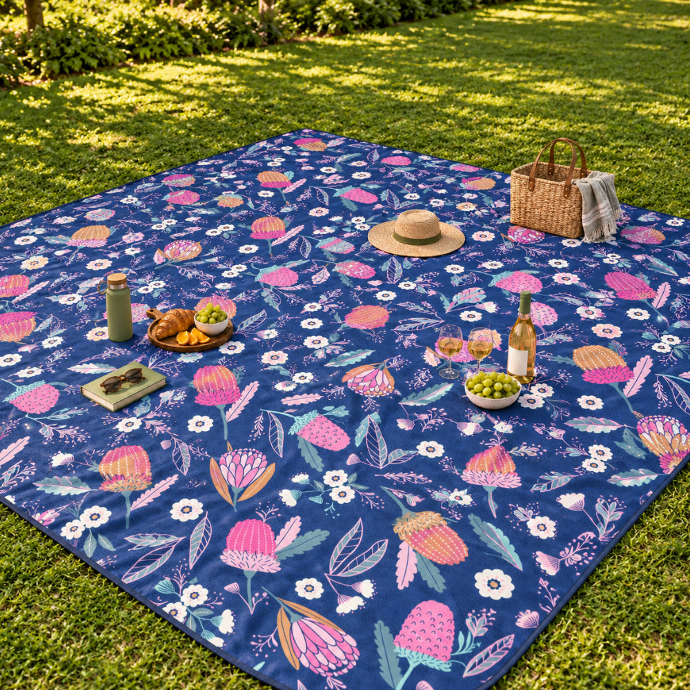 K&Co. Lagoon Series Family Picnic Blanket 300cm x 300cm - BANKSIA BUDS