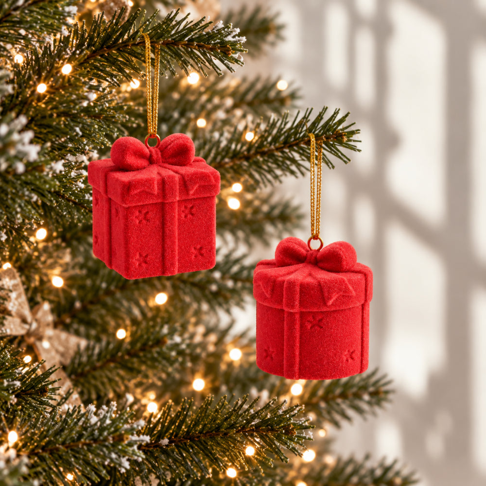 Holly Days Christmas Collection Velvet Present Tree Decoration 2 Pack - RED
