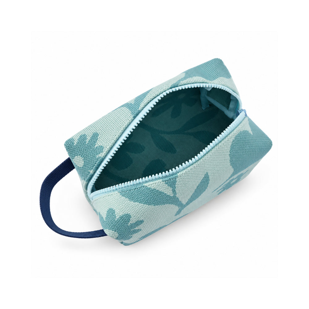 Sun and Sea Collection Knit Accessories Pouch - BLUE RETRO FLORAL