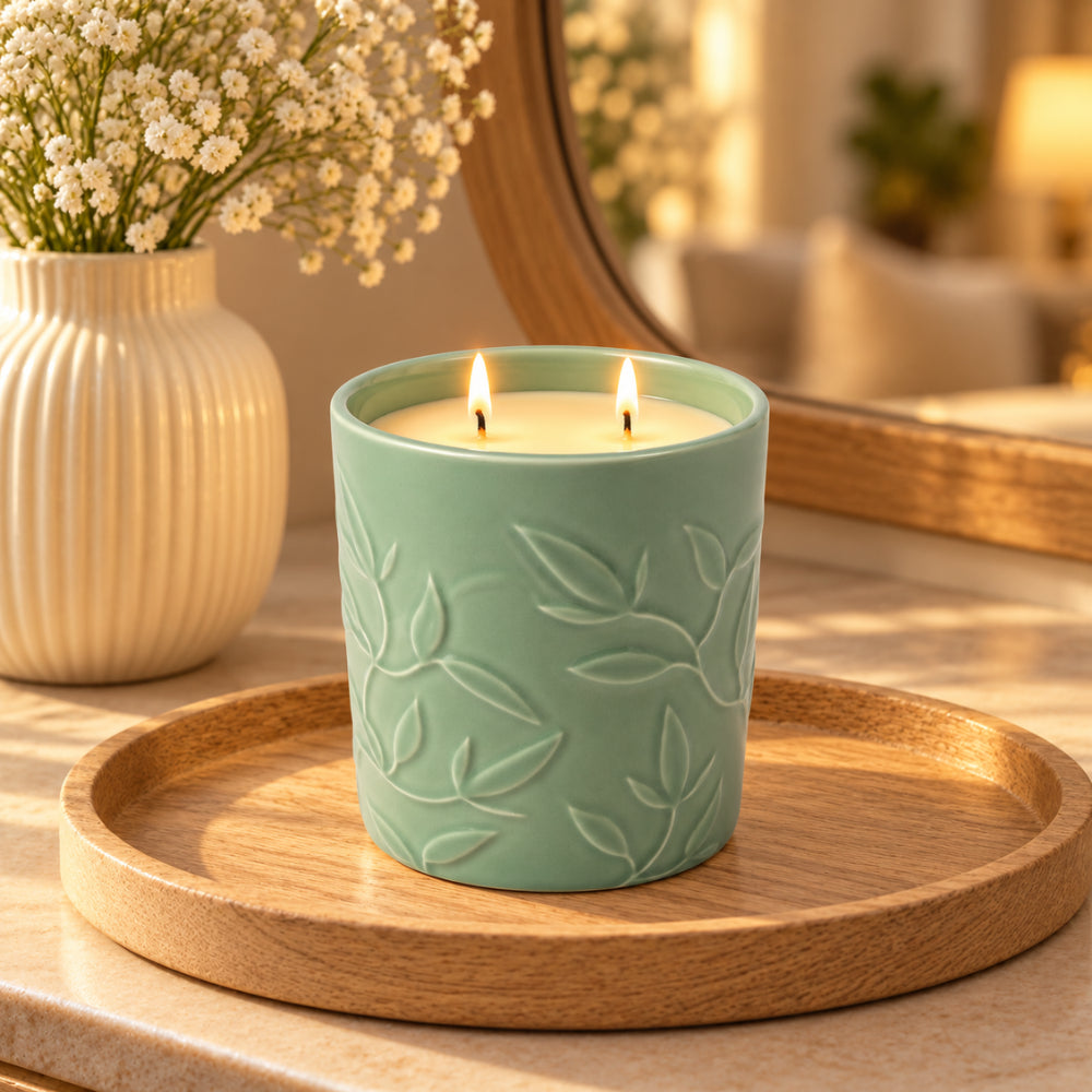 Rosewood Collection Ceramic Embossed Candle 400g - SWEET CEDAR