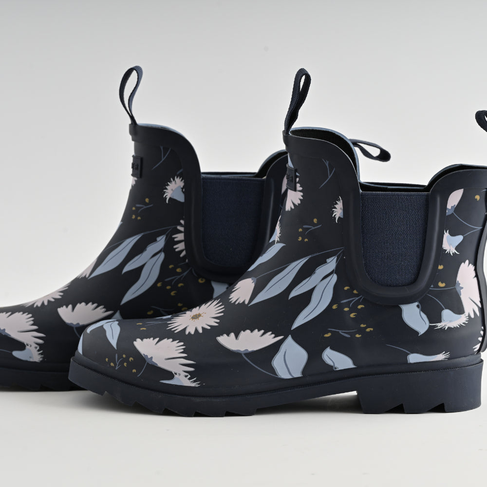 Ankle Gumboots Size 8 - NAVY MEADOW