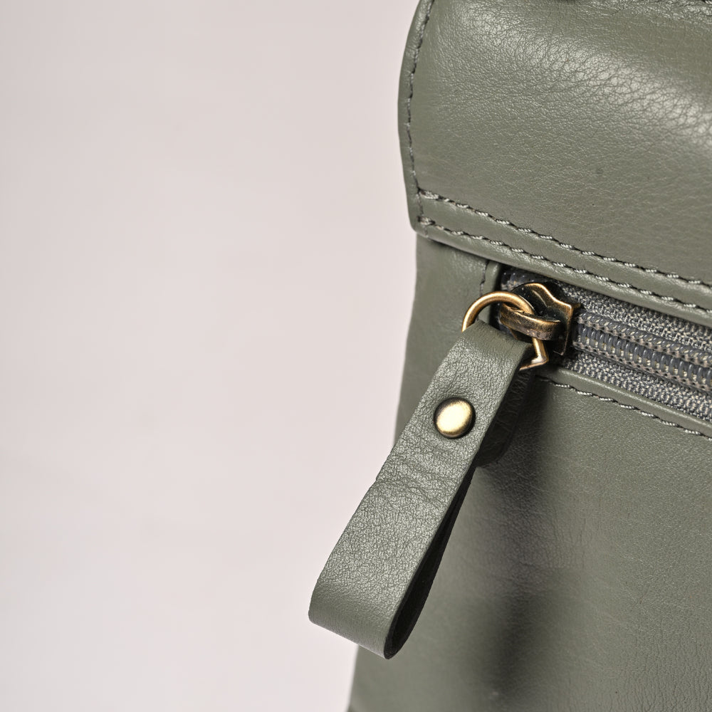 Pamper Leather Side Bag - OLIVE