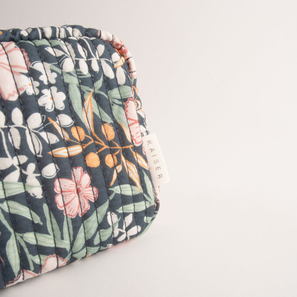 Quilted Accessories Bag - NAVY BLOOM