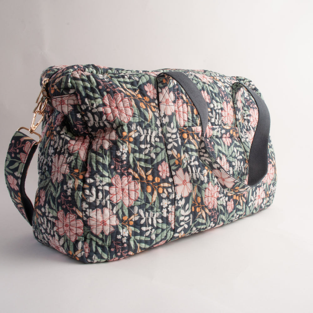 Quilted Overnight Bag - NAVY BLOOM