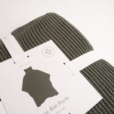 Classic Knit Poncho - FOREST GREEN