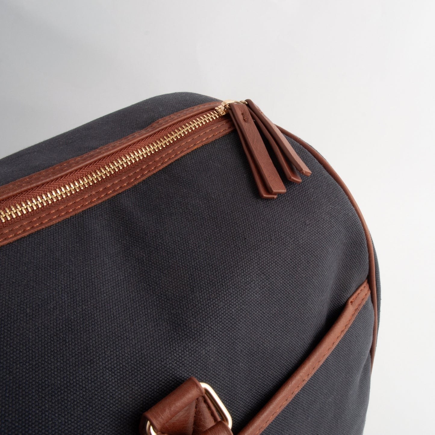 Kaiser Canvas Overnight Bag - NAVY