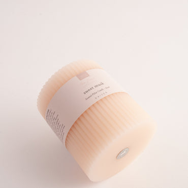 Kaiser Pillar Candle Sml  - SWEET MUSK