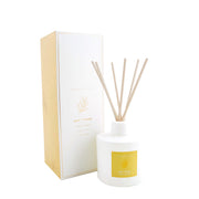 Reed Diffuser - PEAR & HONEY